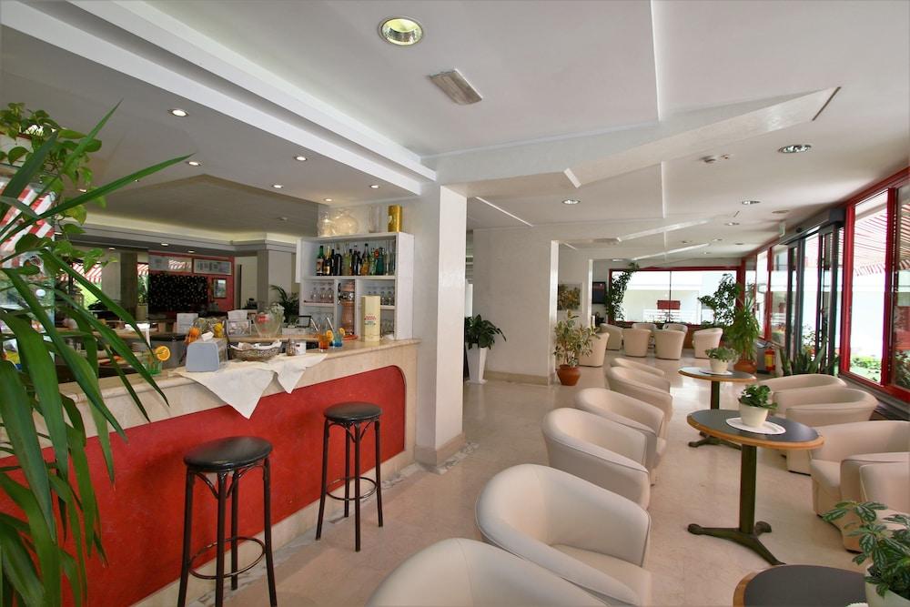 Hotel De Amicis Riccione Luaran gambar