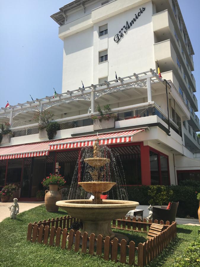 Hotel De Amicis Riccione Luaran gambar