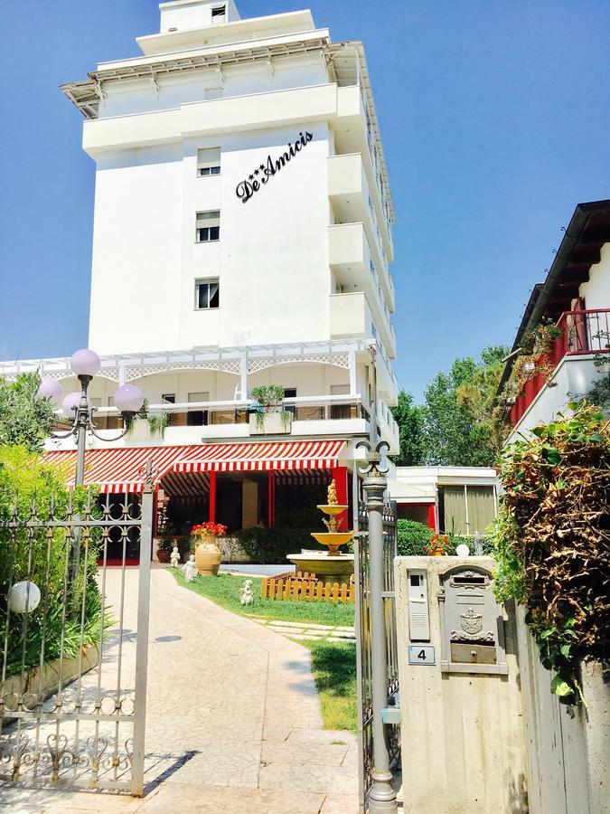 Hotel De Amicis Riccione Luaran gambar